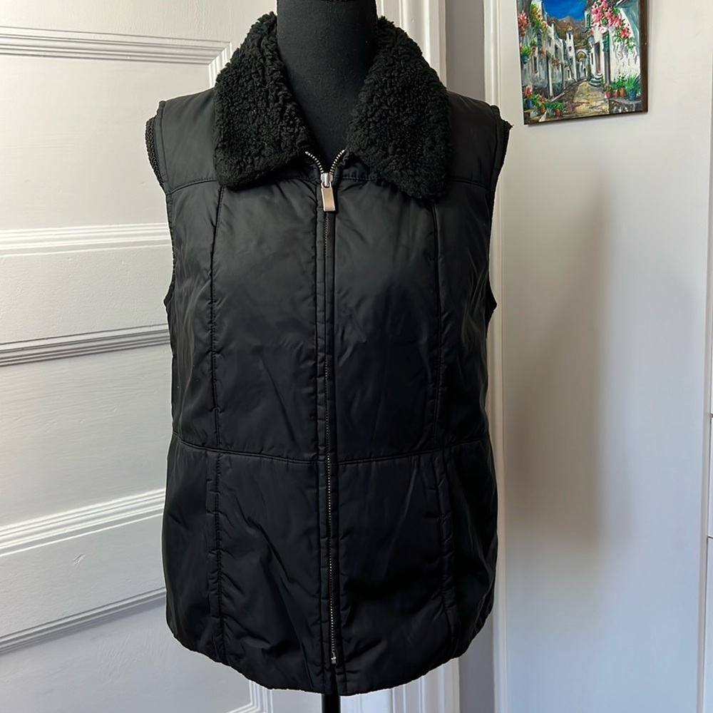 LIZ CLAIBORNE FIRST ISSUE VEST